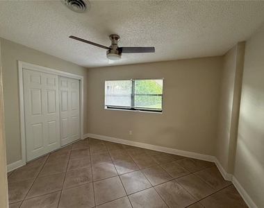 2809 W Fairbanks Avenue - Photo Thumbnail 8