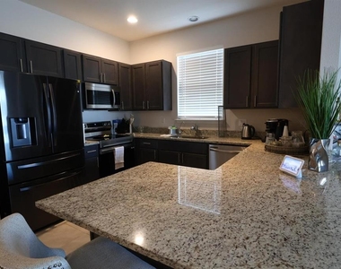 301 Golden Sands Circle - Photo Thumbnail 8