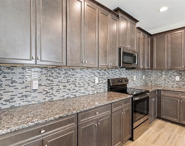 18229 Porfirio Place - Photo Thumbnail 28