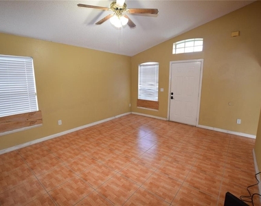 2216 Phonecia Court - Photo Thumbnail 4