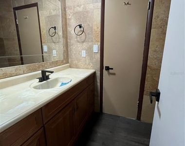 4022 Henley Road - Photo Thumbnail 15