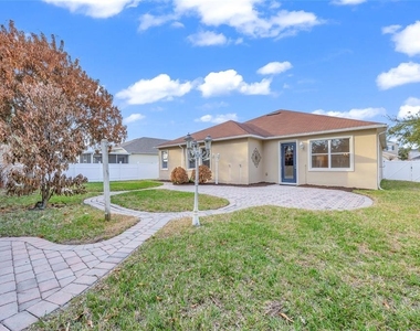 10354 Stratford Pointe Avenue - Photo Thumbnail 30