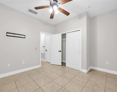 10354 Stratford Pointe Avenue - Photo Thumbnail 28