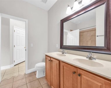 10354 Stratford Pointe Avenue - Photo Thumbnail 22