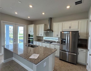 9841 Peebles Street - Photo Thumbnail 11
