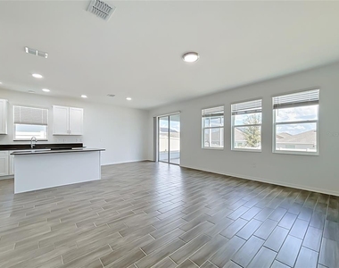 643 Grove Street - Photo Thumbnail 14