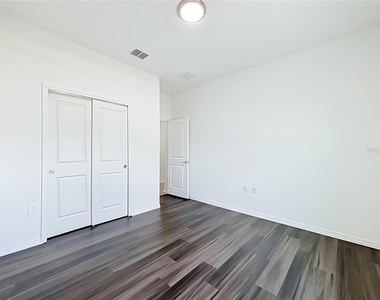 643 Grove Street - Photo Thumbnail 17