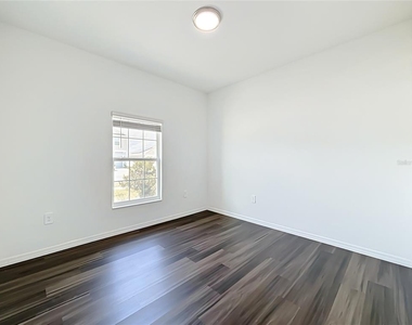 643 Grove Street - Photo Thumbnail 15