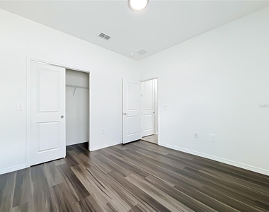 643 Grove Street - Photo Thumbnail 19