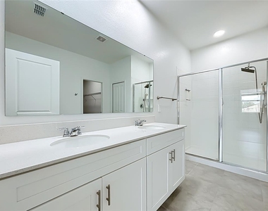 643 Grove Street - Photo Thumbnail 28