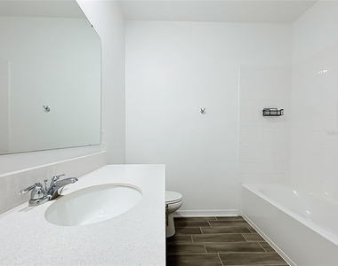 643 Grove Street - Photo Thumbnail 23
