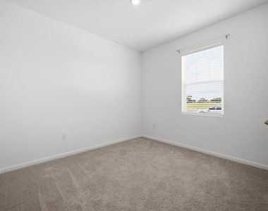 3247 Nightfall Road - Photo Thumbnail 5