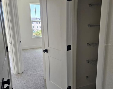 15147 Groveside Road - Photo Thumbnail 30