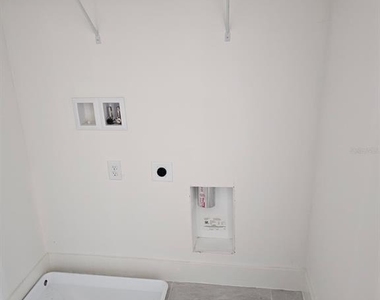15147 Groveside Road - Photo Thumbnail 29