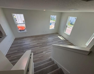 15147 Groveside Road - Photo Thumbnail 14