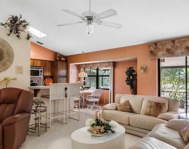 9360 Woodbreeze Boulevard - Photo Thumbnail 11