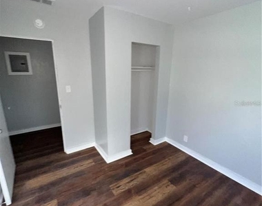 325 S Franklin Street - Photo Thumbnail 4