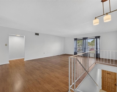 1228 Maury Road - Photo Thumbnail 3