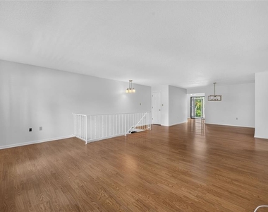 1228 Maury Road - Photo Thumbnail 5