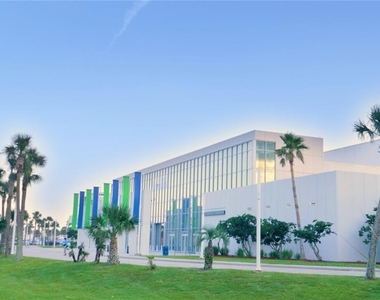 121 N Hollywood Avenue - Photo Thumbnail 30