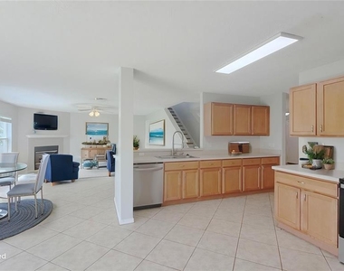 831 Horseshoe Falls Drive - Photo Thumbnail 8