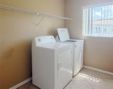 831 Horseshoe Falls Drive - Photo Thumbnail 25