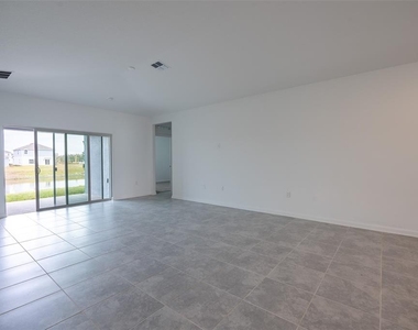 5637 Le Marin Way - Photo Thumbnail 11