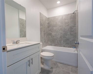 5637 Le Marin Way - Photo Thumbnail 13
