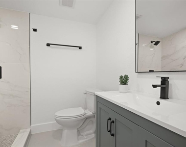 9596 Groveland Street - Photo Thumbnail 12