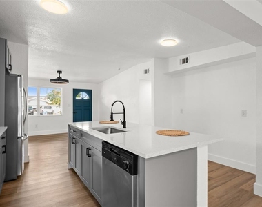 9596 Groveland Street - Photo Thumbnail 16