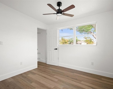 9596 Groveland Street - Photo Thumbnail 9