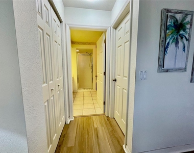 5800 Sabal Trace Drive - Photo Thumbnail 21