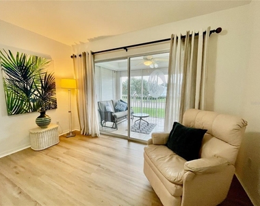 5800 Sabal Trace Drive - Photo Thumbnail 7