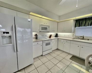5800 Sabal Trace Drive - Photo Thumbnail 34