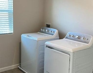 1064 Sugarwood Street - Photo Thumbnail 36