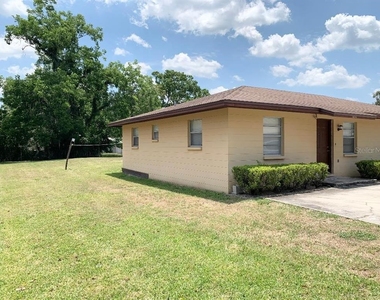 6041 Crafton Drive - Photo Thumbnail 4