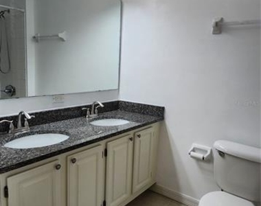 10000 Sw 52nd Avenue - Photo Thumbnail 12