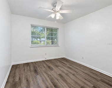 6207 Sw 11th Place - Photo Thumbnail 10