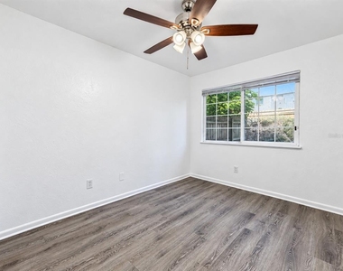6207 Sw 11th Place - Photo Thumbnail 7