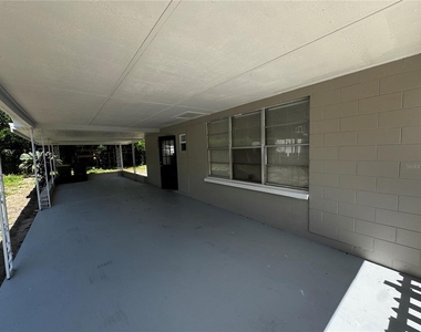 1610 Crest Avenue - Photo Thumbnail 2