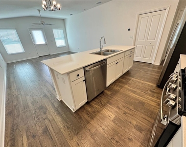 2224 Mansell Path - Photo Thumbnail 3