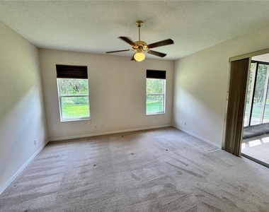20634 Queen Alexandra Drive - Photo Thumbnail 8
