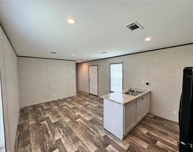 1101 Nw 12th Lane - Photo Thumbnail 1