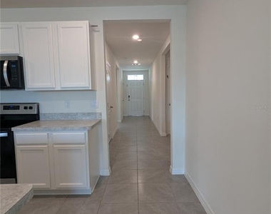 1903 Henin Circle - Photo Thumbnail 2