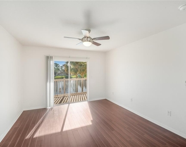 4600 E Moody Boulevard - Photo Thumbnail 8