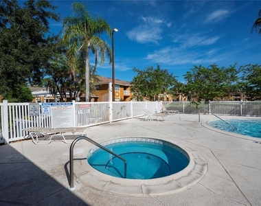 4600 E Moody Boulevard - Photo Thumbnail 21