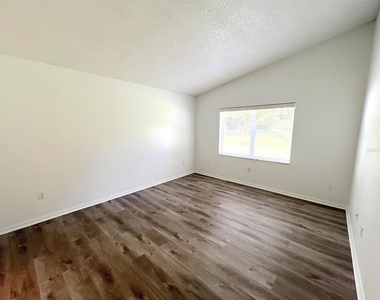 113 Eastwood Drive - Photo Thumbnail 28