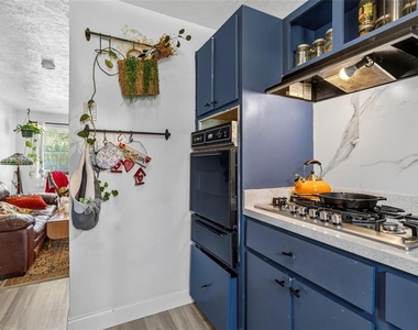 2608 Anastasia Drive - Photo Thumbnail 24