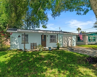 2608 Anastasia Drive - Photo Thumbnail 2