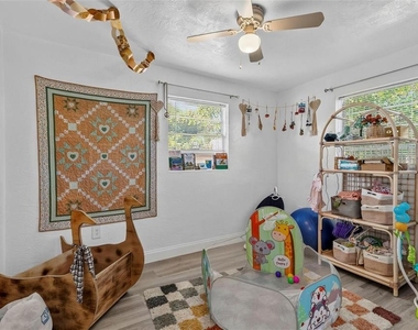2608 Anastasia Drive - Photo Thumbnail 12
